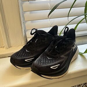 Hoka Clifton 9 running shoes